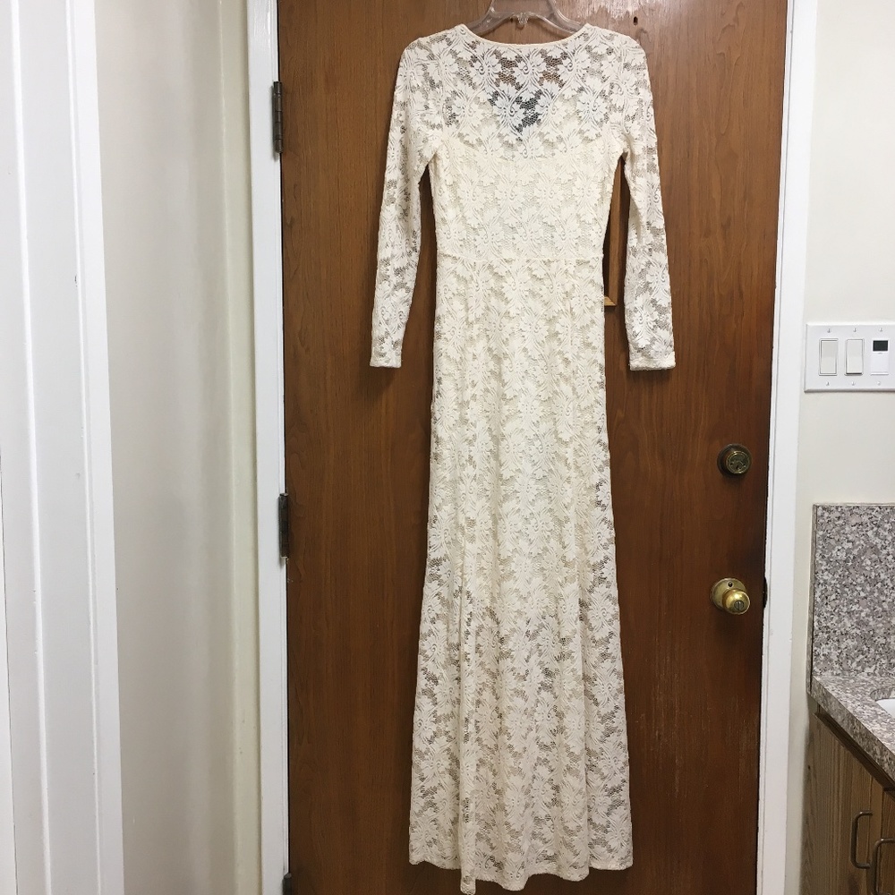 NIGHTCAP Lace Maxi Dress Slits - Picture 11 of 16